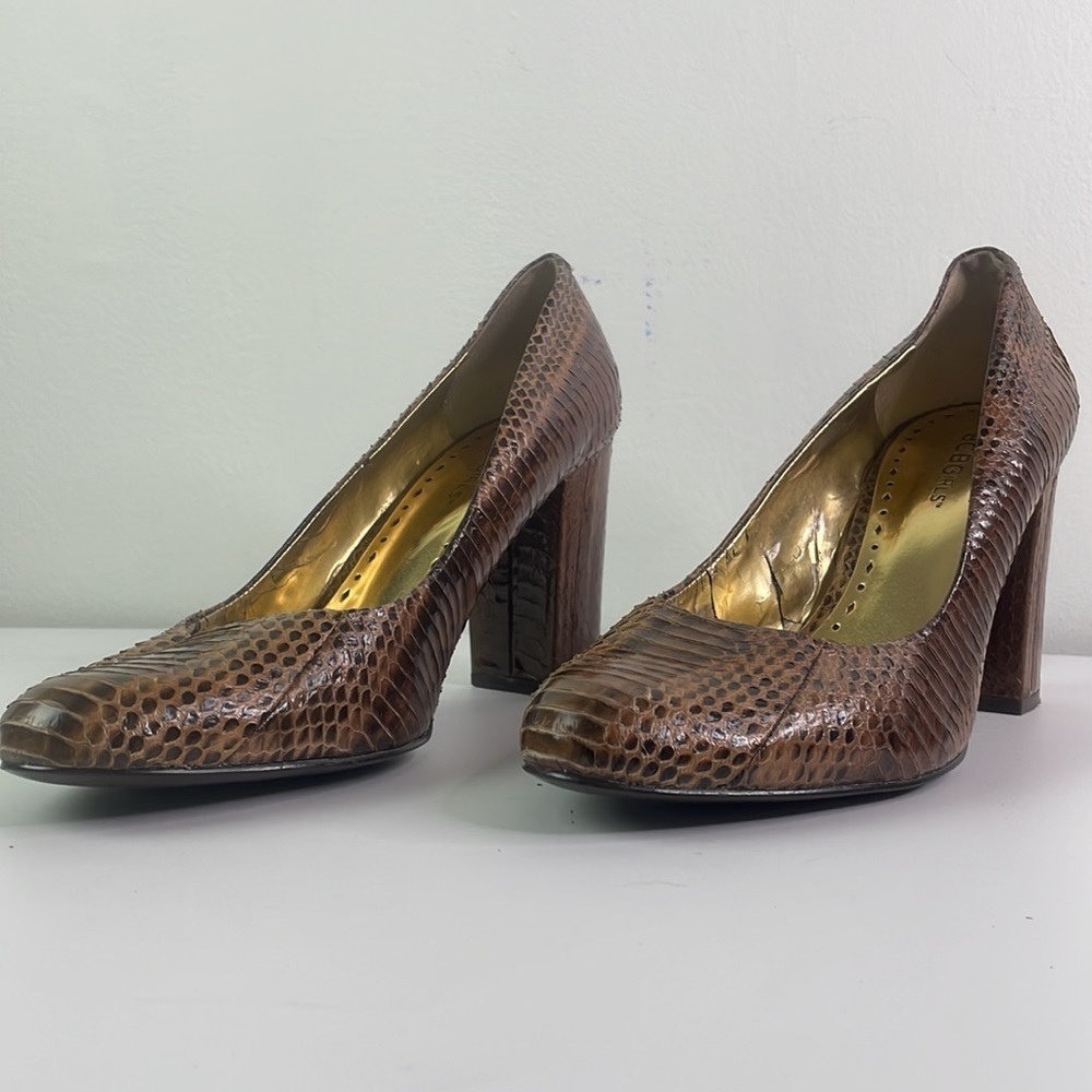 BCBGIRLS Brown Python Snakeskin Pumps Calista Size 10
